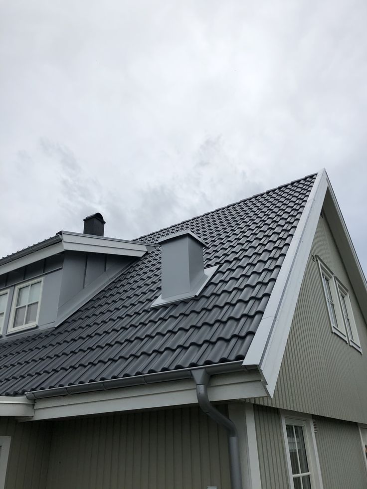 Finished roof with clean lines and gutters